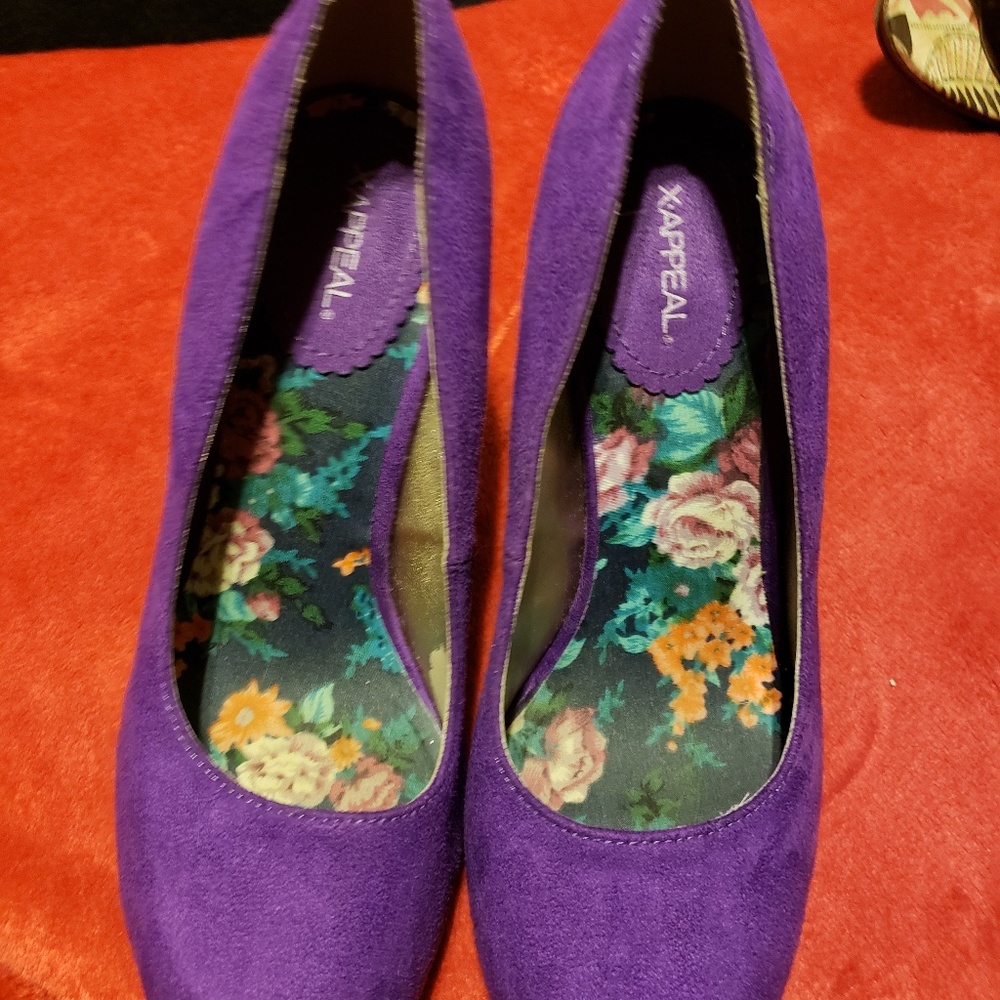X-Appeal High Heel Shoes Size 6.